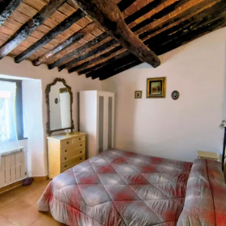 Del Papa Alloggio per agriturismo La Spezia