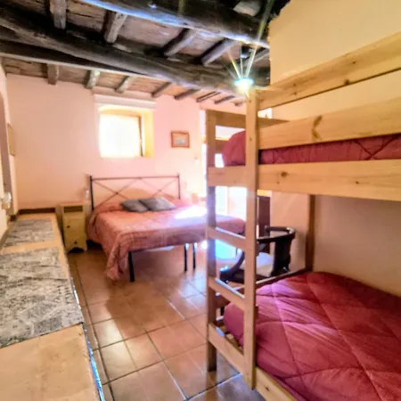 Del Papa Alloggio per agriturismo La Spezia