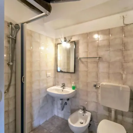 Del Papa Alloggio per agriturismo *